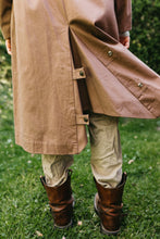 Load image into Gallery viewer, Close up of the fantail of the back of the drovers coat
