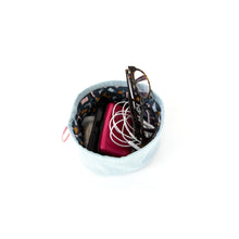 Load image into Gallery viewer, 2020 // GALAXIE 4 - Accessories for pets (and their humans) - Jalie
