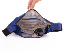 Load image into Gallery viewer, 2024 // GALAXIE 6 - Crossbody Bags
