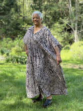 Load image into Gallery viewer, 280 Resort Kaftan
