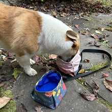 Load image into Gallery viewer, 558 – Folding Pet Bowl &amp; Chow Bag Pattern

