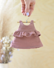 Load image into Gallery viewer, Sewing Pattern - elephant doll
