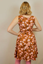 Load image into Gallery viewer, Idun jersey dress - PDF pattern - Ploen Patterns
