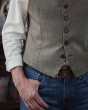 Load image into Gallery viewer, Belvedere Waistcoat PDF
