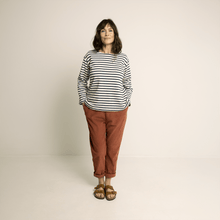 Load image into Gallery viewer, Easy pants Sewing Pattern Wardrobe By Me
