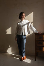 Load image into Gallery viewer, Blouse plissée Henriette
