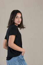 Load image into Gallery viewer, Tshirt/robe Jeanne

