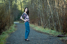 Load image into Gallery viewer, Camas Blouse PDF
