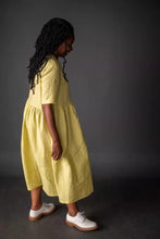 Load image into Gallery viewer, ELLIS &amp; HATTIE Dress 6-18
