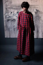Load image into Gallery viewer, ELLIS &amp; HATTIE Dress 6-18

