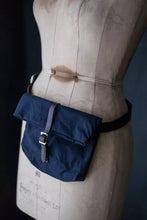 Load image into Gallery viewer, FIELD BELT Bag *less than 1m
