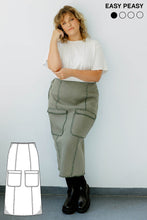 Load image into Gallery viewer, Winter Minirock Schnittmuster MOLLY
