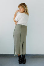 Load image into Gallery viewer, Winter Minirock Schnittmuster MOLLY

