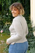 Load image into Gallery viewer, Basic Rollkragen Pullover Schnittmuster

