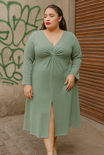 Load image into Gallery viewer, Jersey Midikleid Schnittmuster FIONA
