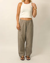 Load image into Gallery viewer, UNISEX Volume Pants Sewing Pattern
