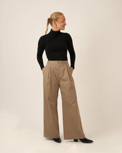 Load image into Gallery viewer, WBM-Bermuda Pants and shorts sewing pattern

