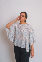 Load image into Gallery viewer, ZW Frill Sleeve Top - PDF Pattern
