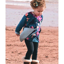Load image into Gallery viewer, Baby Elephants Jacket Pattern
