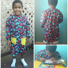 Load image into Gallery viewer, Bear Art Smock Pattern
