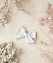 Load image into Gallery viewer, Sewing Pattern - Flower doll
