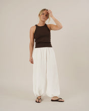 Load image into Gallery viewer, Bubble Pants Sewing Pattern
