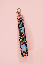 Load image into Gallery viewer, Fabric Key Fob Pattern
