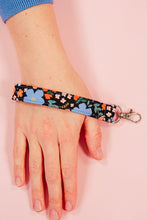 Load image into Gallery viewer, Fabric Key Fob Pattern
