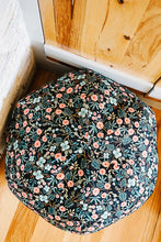 Load image into Gallery viewer, Floor Pouf Sewing Pattern
