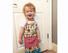 Load image into Gallery viewer, Foxy Apron Smock Pattern
