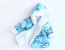 Load image into Gallery viewer, Hearts Hooded Reversible Jacket Pattern
