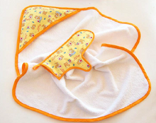 Load image into Gallery viewer, Hooded Towel and Mitten Pattern

