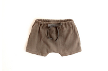 Load image into Gallery viewer, Peppy Harem Shorts Pattern
