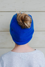 Load image into Gallery viewer, Ponytail Beanie Sewing Pattern
