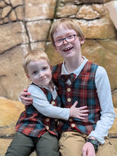 Load image into Gallery viewer, Red Rover Vest Pattern
