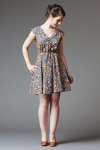 Load image into Gallery viewer, Réglisse Dress Pattern

