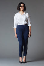 Load image into Gallery viewer, Safran Jeans Pattern
