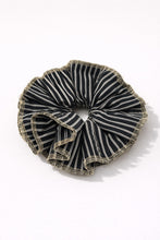 Load image into Gallery viewer, Rüschen Scrunchie Schnittmuster
