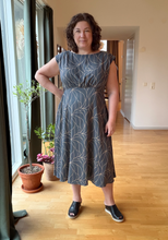 Load image into Gallery viewer, Sofia dress EXTENSION
