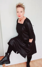 Load image into Gallery viewer, Style Falcon Two-hour Dress Digital Sewing Pattern
