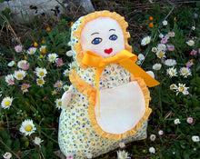 Load image into Gallery viewer, Sweetheart Plush Doll Pattern
