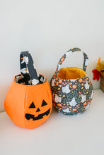 Load image into Gallery viewer, Trick or Treat Basket Sewing Pattern
