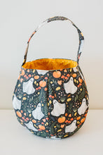 Load image into Gallery viewer, Trick or Treat Basket Sewing Pattern
