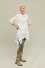 Load image into Gallery viewer, Basics Tunic
