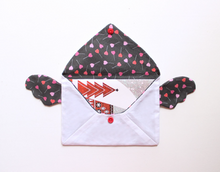 Load image into Gallery viewer, Wingy Fabric Envelope Pattern
