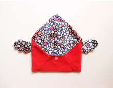 Load image into Gallery viewer, Wingy Fabric Envelope Pattern
